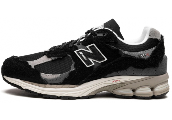 New Balance 2002R Protection Pack Black Grey